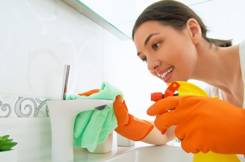 Different carpet cleaning methods used by a SE18 specialist