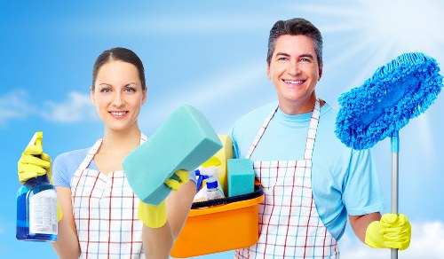 Professional home cleaning tasks in SE18 kitchen and living room